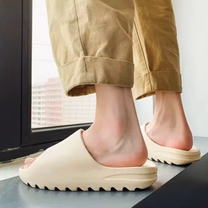 Revada Comfort Slides