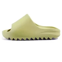 Revada Comfort Slides